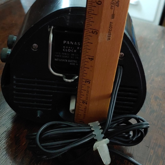 Vintage Panasonic AM Working Clock - Picture 11 of 11